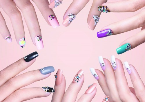 s SWAROVSKI_CYS_Nails_Keyvisual_A4