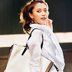 外勤派 この夏いちばん使える 靴 バッグ ベストコンビはこれ Cancam Jp キャンキャン