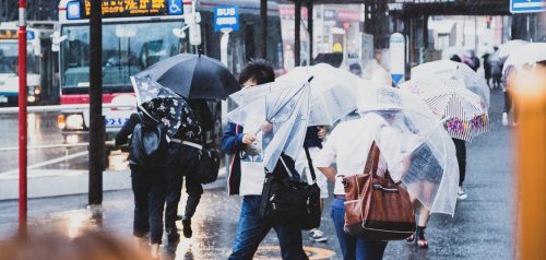 傘,梅雨,雨,嫌い,シーン,気遣い