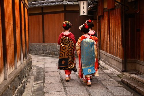 女子のかわいい方言ランキング 1位の都道府県は2位の京都に4倍差