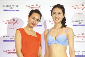 モデル歴37年 佐田真由美が明かす ランジェリーが似合う美しいスタイルを保つコツ Cancam Jp キャンキャン