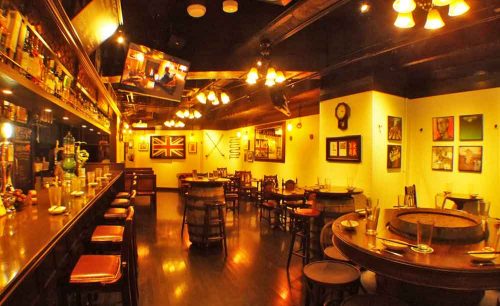 BEER PUB 8taps、イギリス、英国風、パブ、