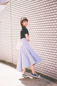 夏の定番 絶対かわいい Tシャツコーディネート38選