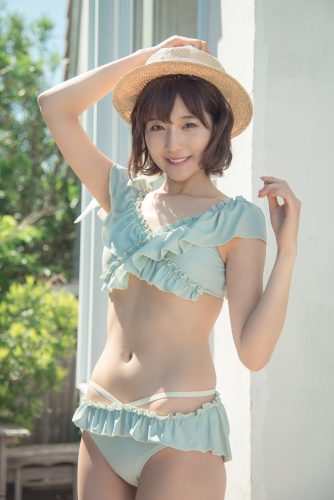 シンデレラバストに似合う！めちゃかわ水着を発見 - CanCam.jp