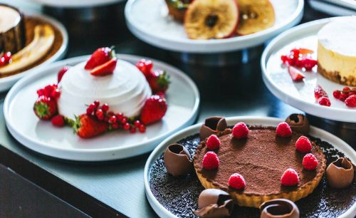 大切な人の誕生日はいちばんかわいいバースデープレートやケーキでお祝いしたい