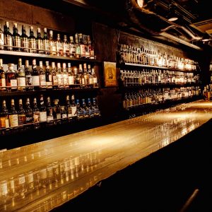 初心者さんにオススメ 女性も入りやすい都内のお洒落なbar5選 Cancam Jp キャンキャン