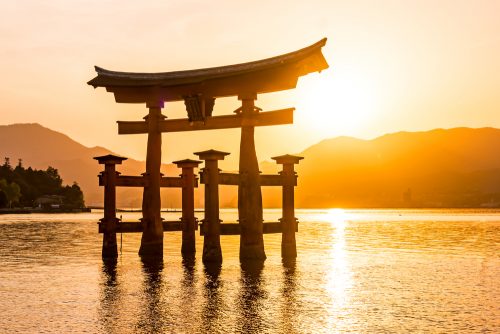 死ぬまでに行きたい日本の寺・神社