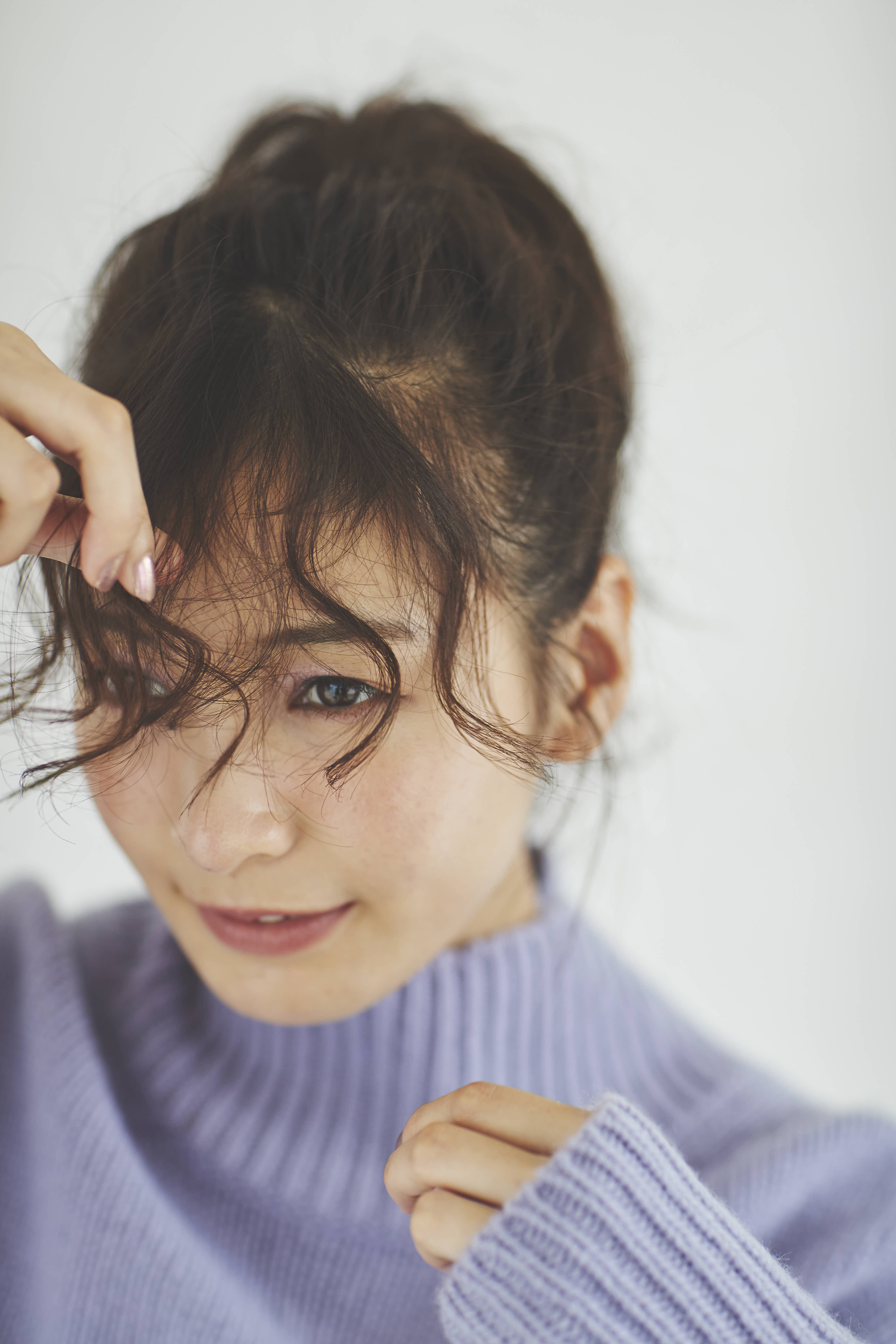 ポニーテールの前髪はどうする 今どきオシャレな前髪あり なしアレンジをご紹介