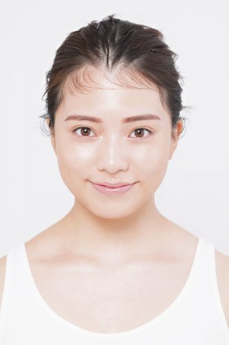 【STEP②】小田切ヒロさんが伝授！顔まわりのマッサージで小顔になる方法