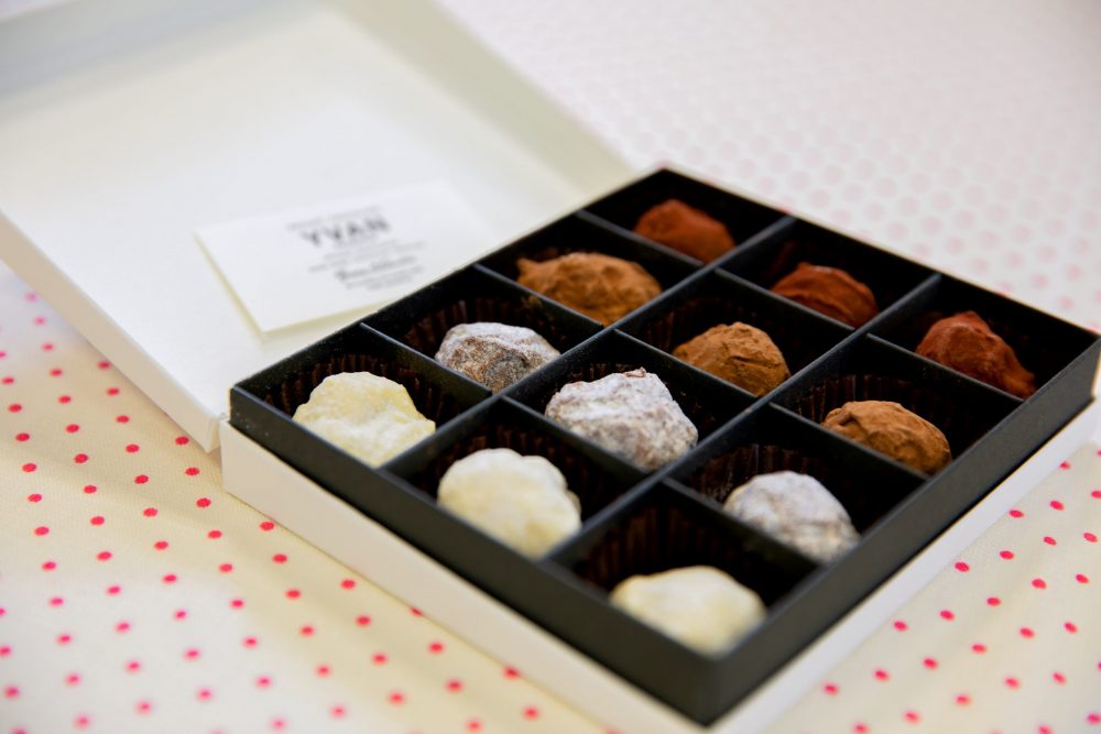 バレンタイン特集 毎年争奪戦 有給を使ってまで買いたい幻のトリュフ ボイメン 小林豊連載vol 33 Cancam Jp キャンキャン