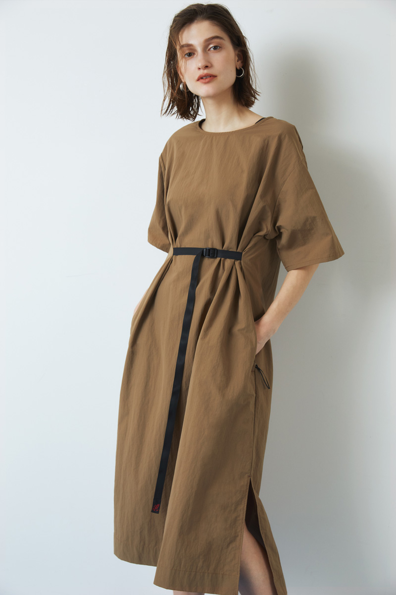 Emmi Gramicci コラボワンピース スカートはデイリーにもアウトドアにも使える Cancam Jp キャンキャン