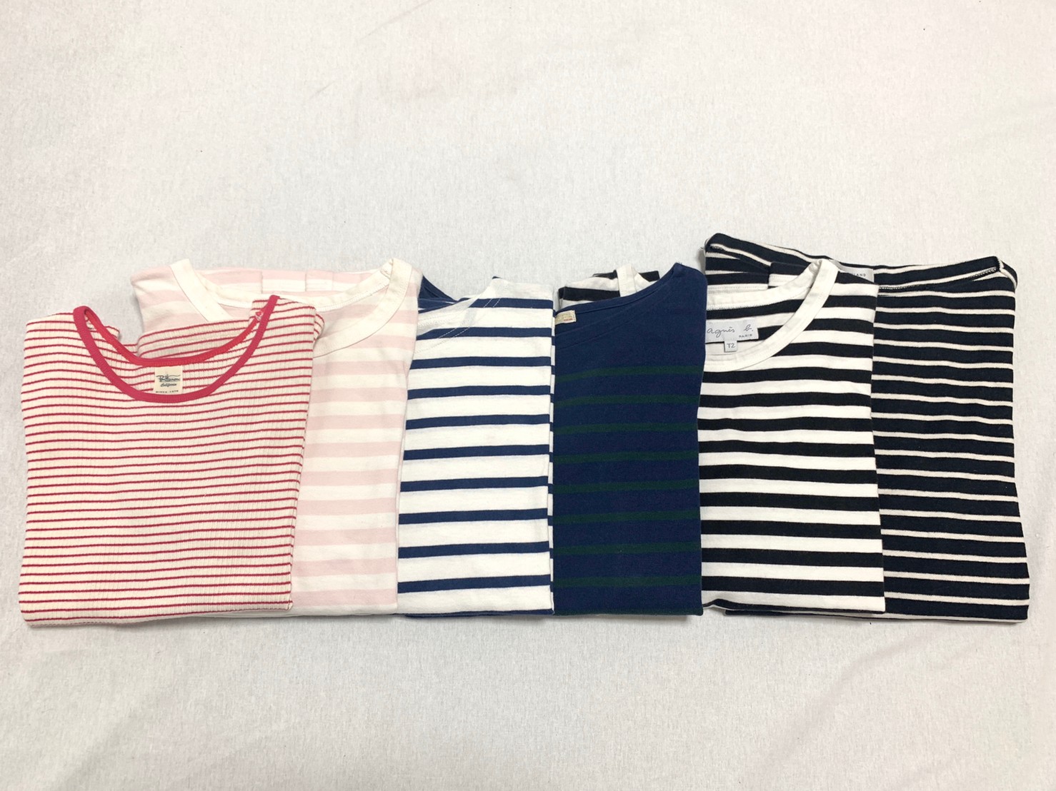 ボーダーtシャツの夏コーデ11選 色やデザインなどトレンドを紹介 22レディース