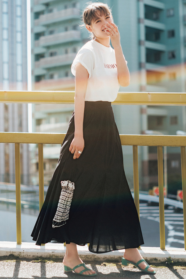 美品黒×白ロングスカート