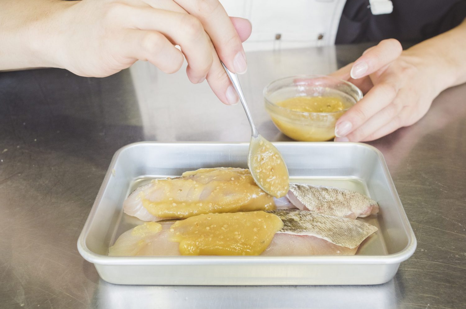 家でできる 小林流 西京漬け は本格的で超簡単 ボイメン 小林豊連載vol 84 Cancam Jp キャンキャン