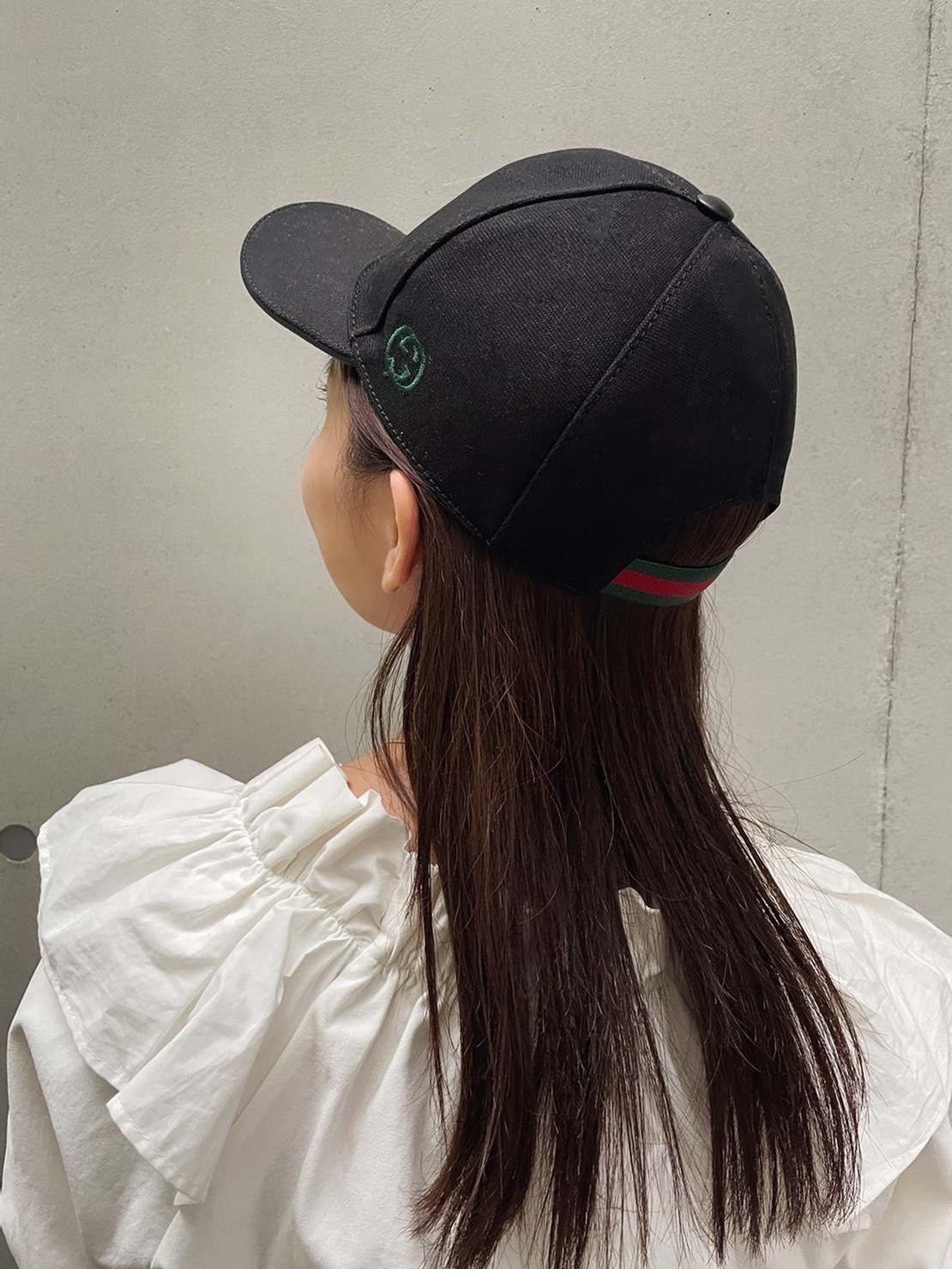 Gucci - 【極美品】保存袋付き グッチ 帽子 キャップ 黒 GG柄 Mサイズ
