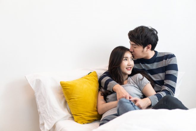 彼氏が甘えてくるのがウザイ 甘えん坊男子の心理と対処法 Cancam Jp キャンキャン