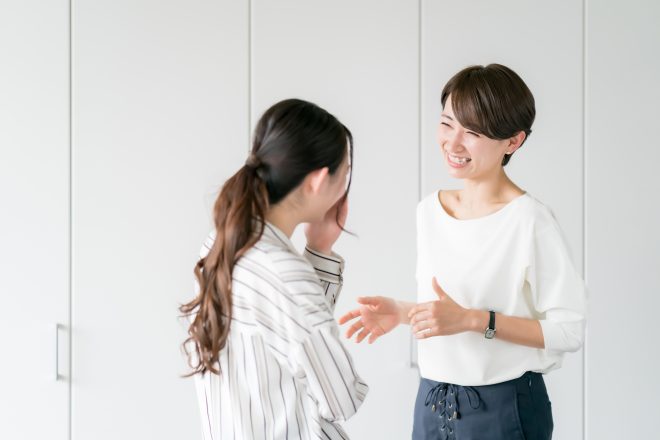 社内恋愛がバレる原因はふたりの雰囲気や行動にアリ 社内バレを防ぐごまかし方 Cancam Jp キャンキャン
