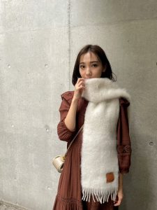 LOEWE マフラーニット