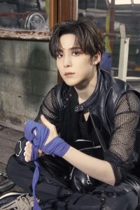 ATEEZ - ATEEZ ソウルコン ストラップミニポーチ ユノの通販 by