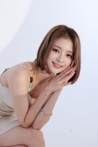 fromis_9に初インタビュー！【ナギョン編】澄んだ歌声と最強のビジュアルを誇る！ - CanCam.jp（キャンキャン）