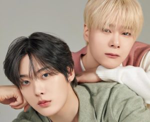 Amazon.co.jp: 残り2 ムンビン サナ ASTRO IN-OUT 2形態セット
