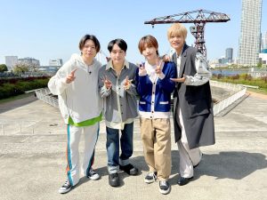 ジャニーズ4人、アウトドアドライブコーデでガチファッションセンス格付けバトル！ - CanCam.jp（キャンキャン）