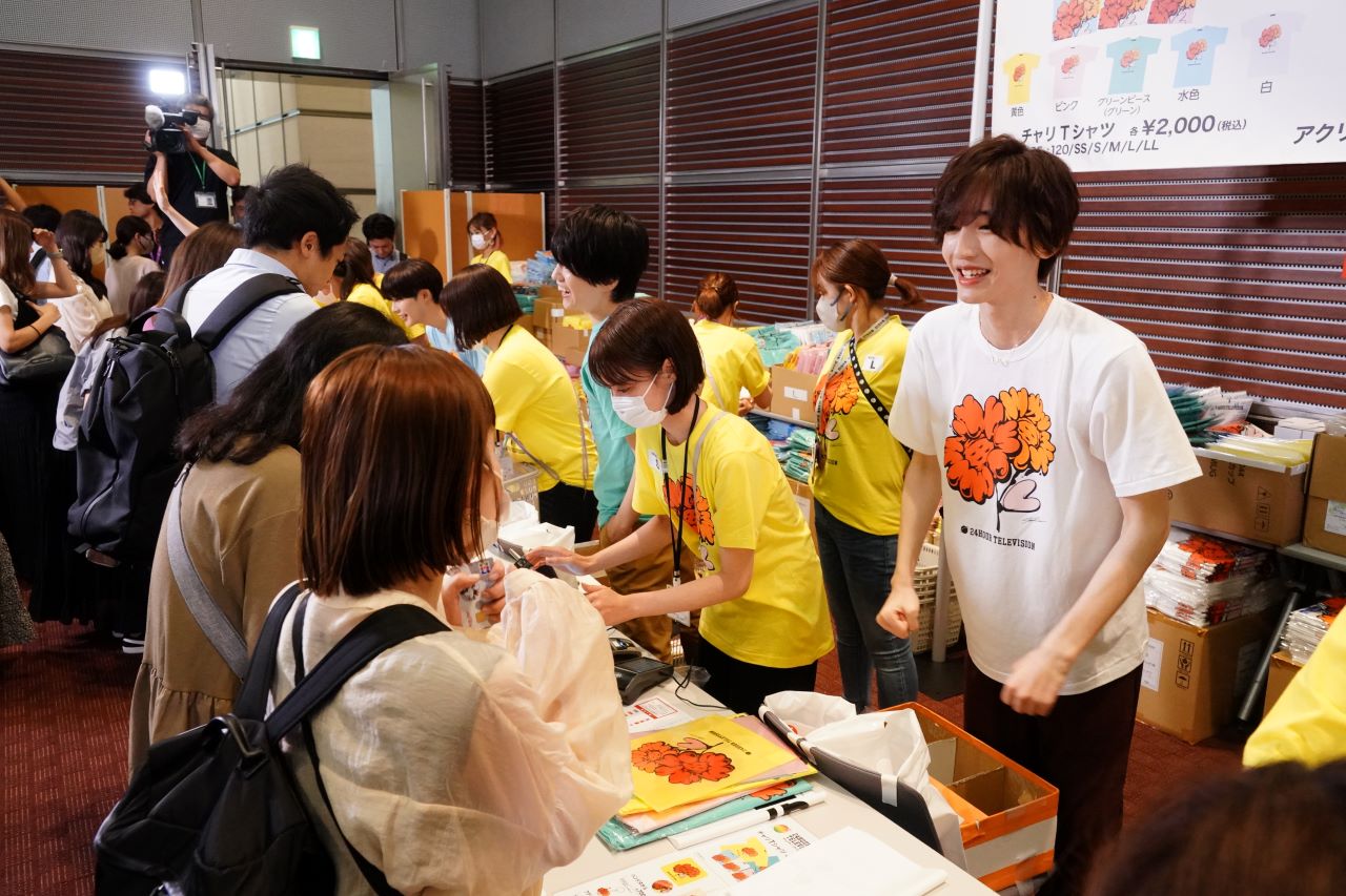 なにわ男子 Tシャツ-