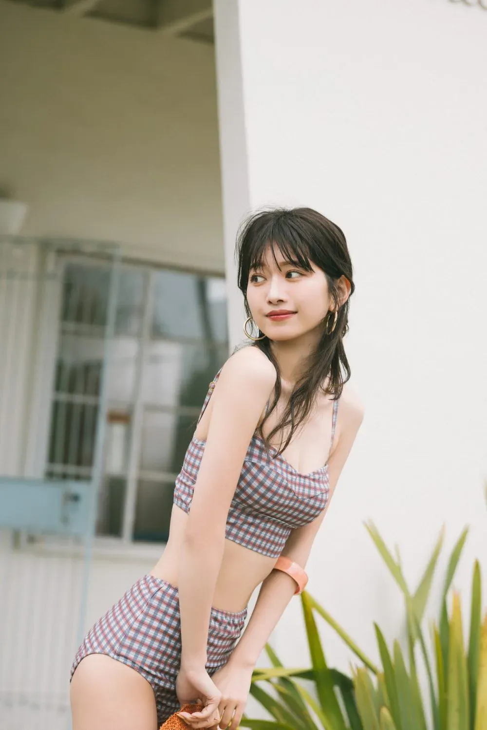 水着コーデ20選】女優・華村あすか＆CanCam モデルが提案♡｜トレンド ...