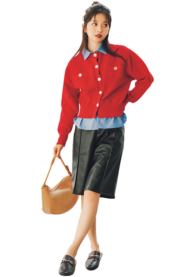 JUSGLITTY シャツレイヤード風カーディガン『ブルーシャツを重ねたように見えるカーデ。シャツの襟元と裾は、ボタンで取り外し可能。』