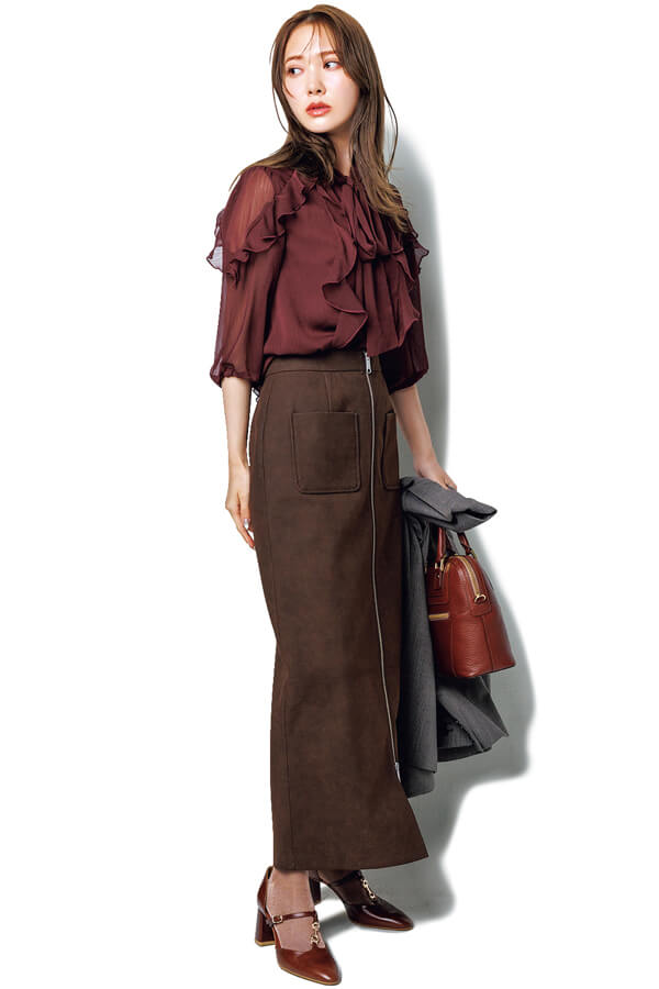 今日の気分は誰!? 韓ドラヒロインになりきり! ボウタイブラウスCoordinate Variation『お仕事DAYも気分が上がる! 韓ドラヒロイン風のボウタイブラウスコーデで、いつものオフィカジを浮かれモードで楽しみたい♡ 真似したくなるコーデバリエをご紹介します。』