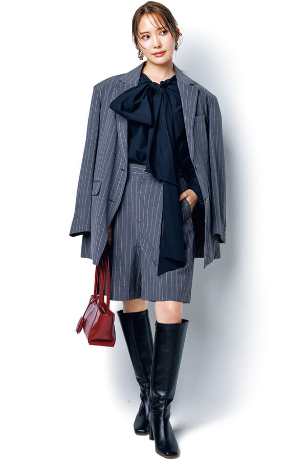 今日の気分は誰!? 韓ドラヒロインになりきり！ ボウタイブラウスCoordinate Variation『お仕事DAYも気分が上がる！ 韓ドラヒロイン風のボウタイブラウスコーデで、いつものオフィカジを浮かれモードで楽しみたい♡ 真似したくなるコーデバリエをご紹介します。』