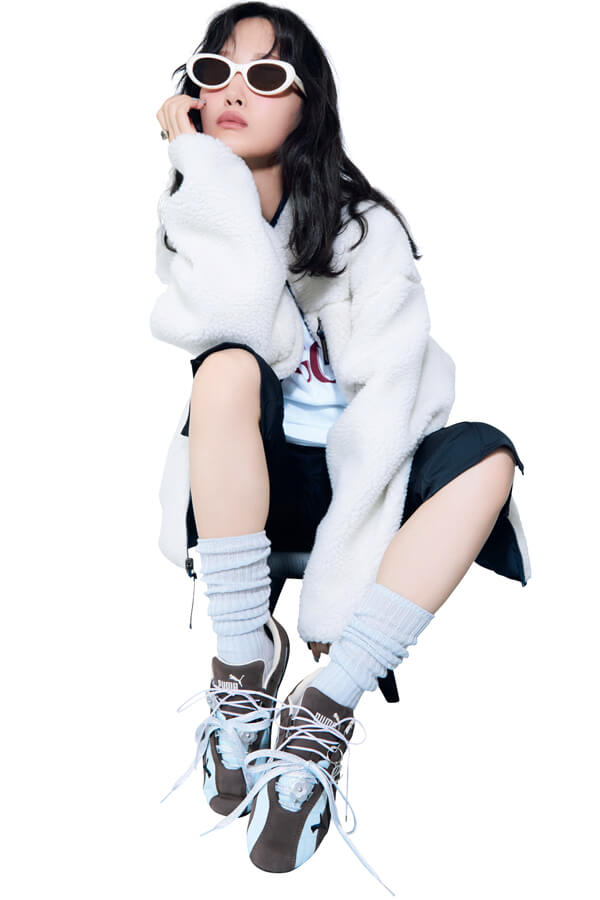 Casual Moodな味変小物『カジュアル派にこそおすすめなのが、1点で効きのいい大ぶりなアクセやカラフルPOPな小物。遊びゴコロのあるデザインは身につけるだけで心が浮き立つ♡』