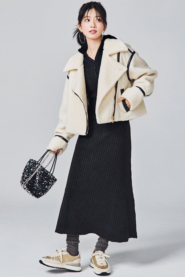 目を引く存在感をアピール♡ 推し活で着たい！ モードめブラックワンピ『カジュアルからドレッシーまで幅広い着こなしが叶うブラックワンピなら、TPOが大事な推し活にもぴったり。あるあるイベント別に推しコーデをピックアップ！』