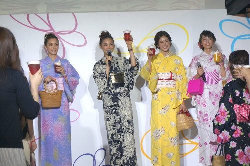 【速報】AneCan夏祭りで押切もえ、蛯原友里らが超かわいい浴衣姿を披露！