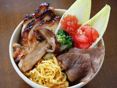 8.中津川松茸・飛騨牛・とりトマ丼