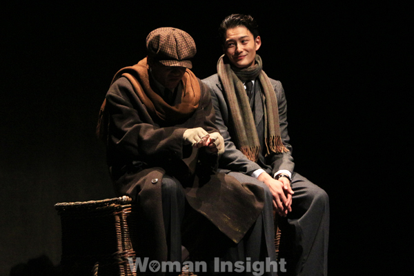 womaninblack_3067