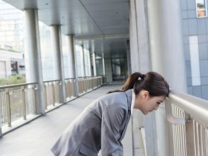 イライラ,ビジネスウーマン,会社員,疲れる