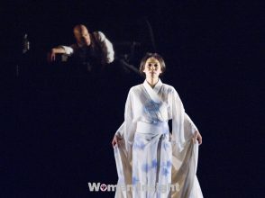 中谷美紀,猟銃,パルコ劇場,フランソワ・ジラール,舞台,井上靖,一人三役
