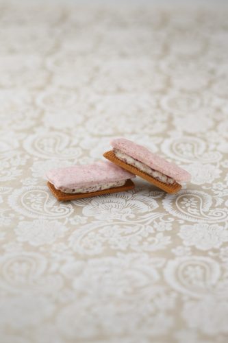 ベリーウィッチ（いちご＆ホワイトチョコ）_イメージ画像