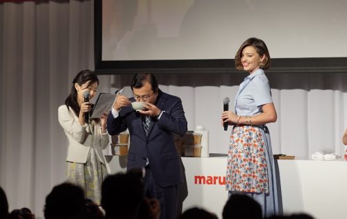 ミランダ・カー,マルコメ,エプロン,マルコメ君