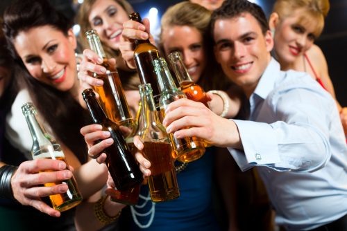 （c）Kzenon／shutterstock.com