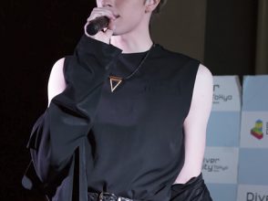 ニコラス・エドワーズ,のどじまんTHEワールド,Freeze
