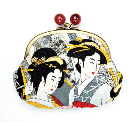 高橋愛,お財布,中身,新作,財布,小銭入れ,かわいい,おしゃれ,