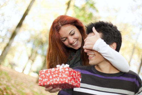 （c）shutterstock.com