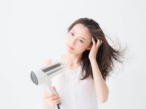 ドライヤーを使った髪の乾かし方
