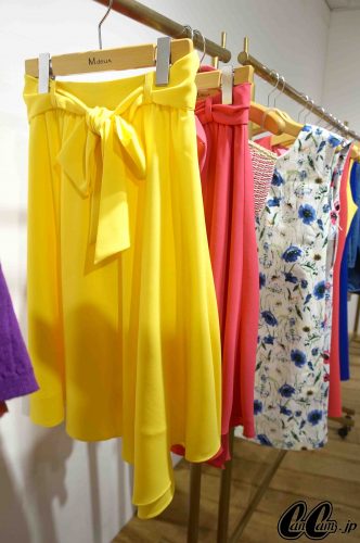 ピンク,イレギュラー,ヘムスカート,袖コンシャス,春,トレンド,キーワード,ファッション,洋服,Mdeux,葛岡碧,モデル,