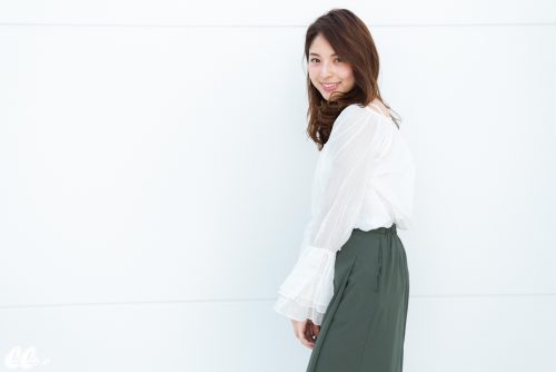 パラッツォ,パンツ,ワイド,トレンド,おしゃれ,かわいい,GU,ジーユー,話題,袖コンシャス