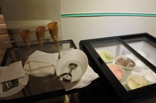 山本美月、Saipan,Mariana,Hyatt Regency Saipan,dinner,CanCam