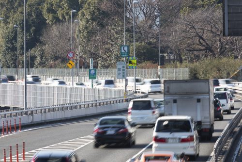 お盆休み,帰省,交通,いつ,Uターン