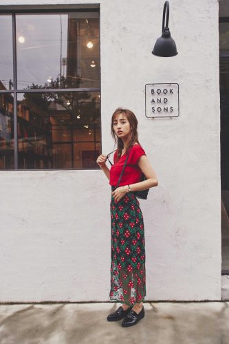 堀田茜, コーディネート, 柄物, 花柄, 秋, スカート, ファッション, コーデ, 